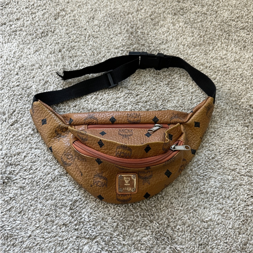 MCM Belt Bag - Picture 1 of 4